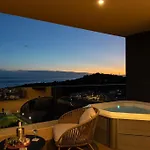 公寓 Luxury Two Bedroom Amari Apartment,