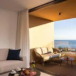 Luxury Two Bedroom Amari Apartment,