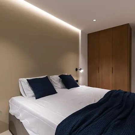 Luxury Two Bedroom Amari Apartment,