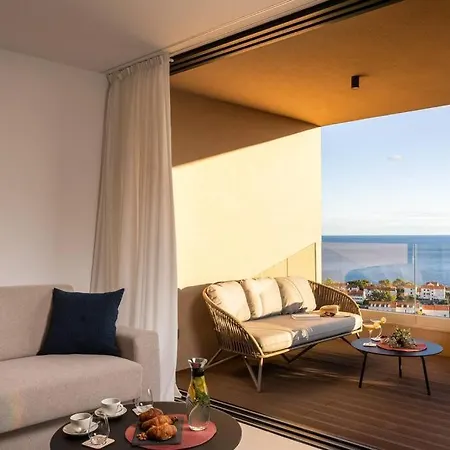 Luxury Two Bedroom Amari Apartment,