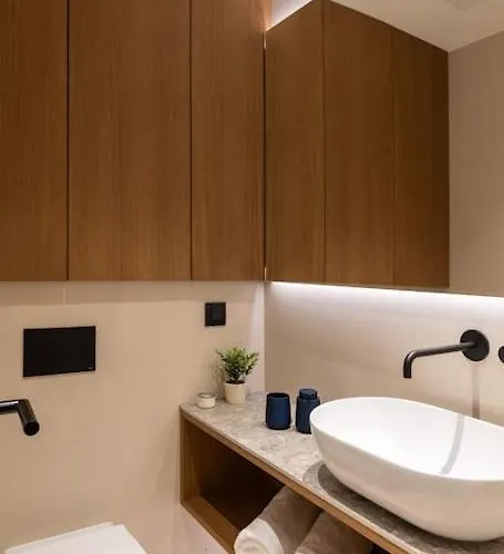 Luxury Two Bedroom Amari Apartment, דירה