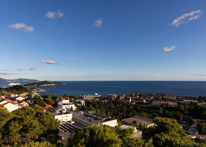 Luxury Two Bedroom Amari Apartment, Ντουμπρόβνικ