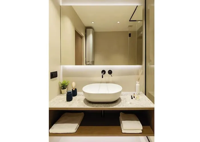 Luxury Two Bedroom Amari Apartment, *