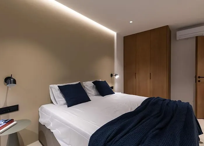 Luxury Two Bedroom Amari Apartment,