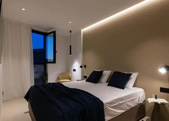 דירה Luxury Two Bedroom Amari Apartment,