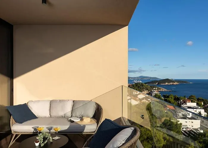 Luxury Two Bedroom Amari Apartment, Διαμέρισμα *
