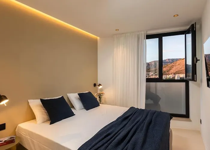 Luxury Two Bedroom Amari Apartment, Ragusa